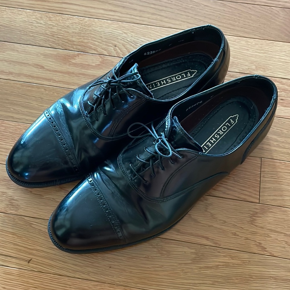 Florsheim Black Wingtip shoes